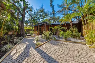 4534 Banan Pl, Siesta Key, FL 34242 - Photo 77