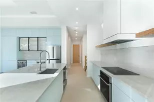 2414 Bayshore Rd, Nokomis, FL 34275 - Photo 11