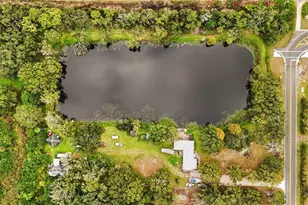 8011 41st Ave E, Bradenton, FL 34211 - Photo 13