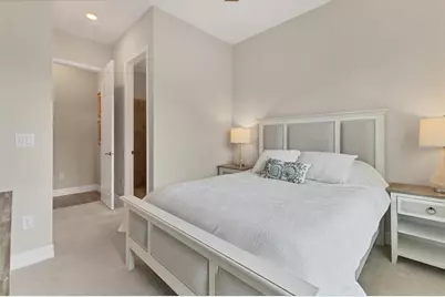 7047 Highgate Lane, Lakewood Ranch, FL 34202 - Photo 43