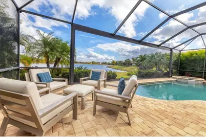 7047 Highgate Lane, Lakewood Ranch, FL 34202 - Photo 9