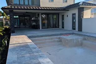 527 Venice Ln, Sarasota, FL 34242 - Photo 7