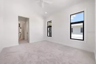 527 Venice Ln, Sarasota, FL 34242 - Photo 45