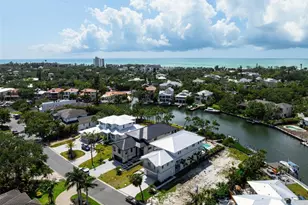 533 Venice Ln, Sarasota, FL 34242 - Photo 85