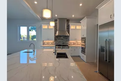 533 Venice Lane, Sarasota, FL 34242 - Photo 3