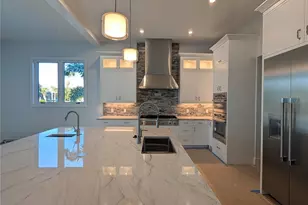 533 Venice Ln, Sarasota, FL 34242 - Photo 3