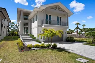 533 Venice Ln, Sarasota, FL 34242 - Photo 1