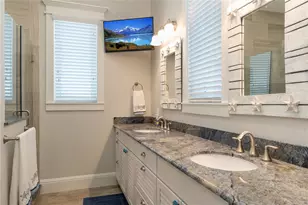 2302 Gulf Dr N, Bradenton Beach, FL 34217 - Photo 25