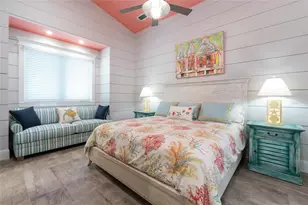 2302 Gulf Dr N, Bradenton Beach, FL 34217 - Photo 27