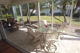 7476 Eleanor Cir, Sarasota, FL 34243 - Photo 27