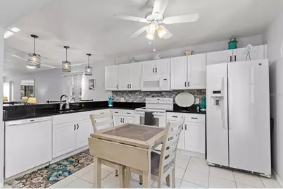 175 Kings Highway #428, Punta Gorda, FL 33983 - Photo 3