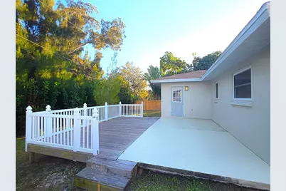 1051 Acadia Road, Venice, FL 34293 - Photo 11