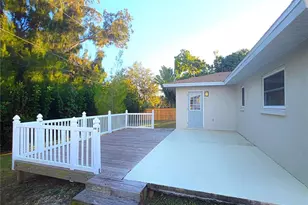 1051 Acadia Rd, Venice, FL 34293 - Photo 11