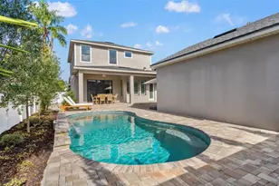 2152 Burlington Ave N, Saint Petersburg, FL 33713 - Photo 3