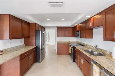 6637 Bowline Drive, Sarasota, FL 34231 - Photo 15