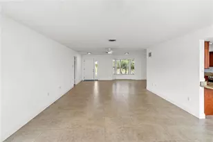 6637 Bowline Dr, Sarasota, FL 34231 - Photo 37