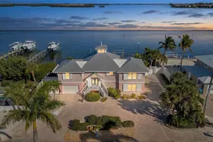 2215 Avenue A, Bradenton Beach, FL 34217 - Photo 7