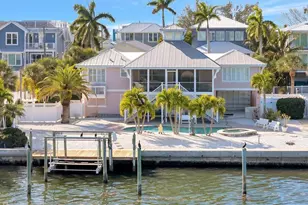 2215 Avenue A, Bradenton Beach, FL 34217 - Photo 9