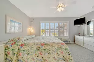 2215 Avenue A, Bradenton Beach, FL 34217 - Photo 35