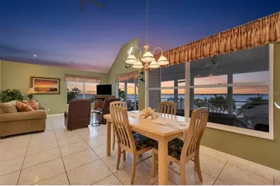 2215 Avenue A, Bradenton Beach, FL 34217 - Photo 23