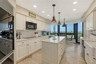 565 Sanctuary Dr, Longboat Key, FL 34228 - Photo 15