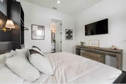 5612 Guava Street, Holmes Beach, FL 34217 - Photo 21