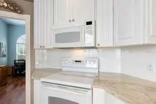 7675 Uliva Way, Sarasota, FL 34238 - Photo 13