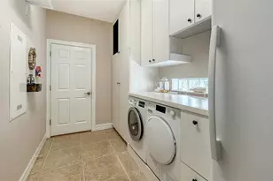 2529 Marblehead Dr, Sarasota, FL 34231 - Photo 35