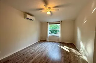 2126 Craft Ln, Sarasota, FL 34239 - Photo 17