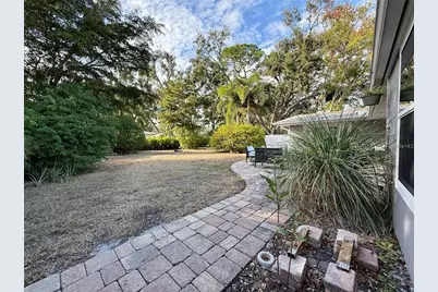 2126 Craft Lane, Sarasota, FL 34239 - Photo 21