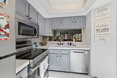 405 Woods Landing Trail, Oldsmar, FL 34677 - Photo 13