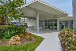 100 Sands Point Rd, Longboat Key, FL 34228 - Photo 23