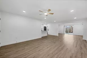 2711 Kilgore Pl, Sarasota, FL 34235 - Photo 13