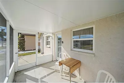 1369 Kruppa Avenue, Sarasota, FL 34239 - Photo 5