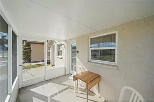 1369 Kruppa Ave, Sarasota, FL 34239 - Photo 5