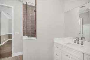 1516 S Orange Ave, Sarasota, FL 34239 - Photo 55