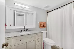 1001 Benjamin Franklin Dr, Sarasota, FL 34236 - Photo 23