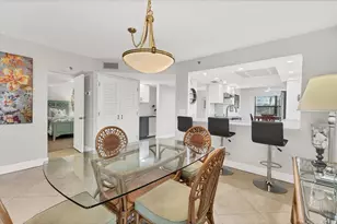 1001 Benjamin Franklin Dr, Sarasota, FL 34236 - Photo 9