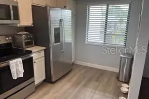 7886 Eagle Creek Dr, Sarasota, FL 34243 - Photo 3