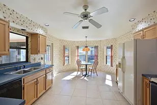 4518 30th St Cir E, Bradenton, FL 34203 - Photo 3