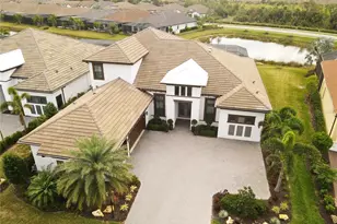 5305 Brookgrove Dr, Sarasota, FL 34238 - Photo 3