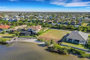 4111 Hawk Island Dr, Bradenton, FL 34208 - Photo 7