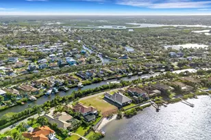 4111 Hawk Island Dr, Bradenton, FL 34208 - Photo 9