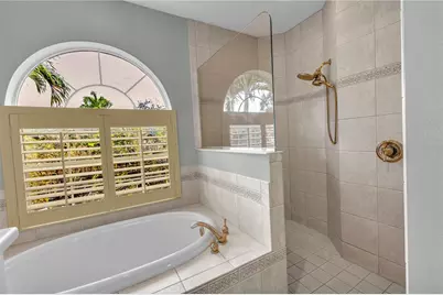 5311 Nathaniel Place, Sarasota, FL 34233 - Photo 17