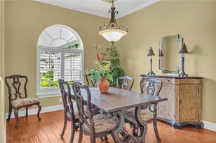 5311 Nathaniel Pl, Sarasota, FL 34233 - Photo 13