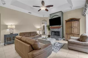 5311 Nathaniel Pl, Sarasota, FL 34233 - Photo 27