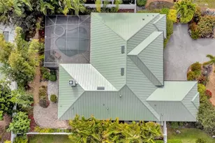 5311 Nathaniel Pl, Sarasota, FL 34233 - Photo 5