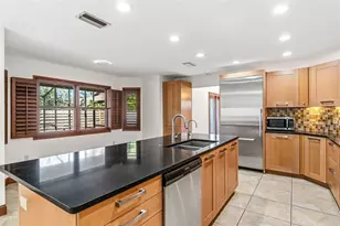 4672 Pine Harrier Dr, Sarasota, FL 34231 - Photo 19