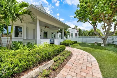 1841 Datura Street, Sarasota, FL 34239 - Photo 7