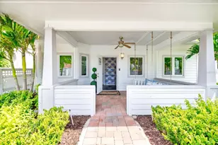 1841 Datura St, Sarasota, FL 34239 - Photo 9